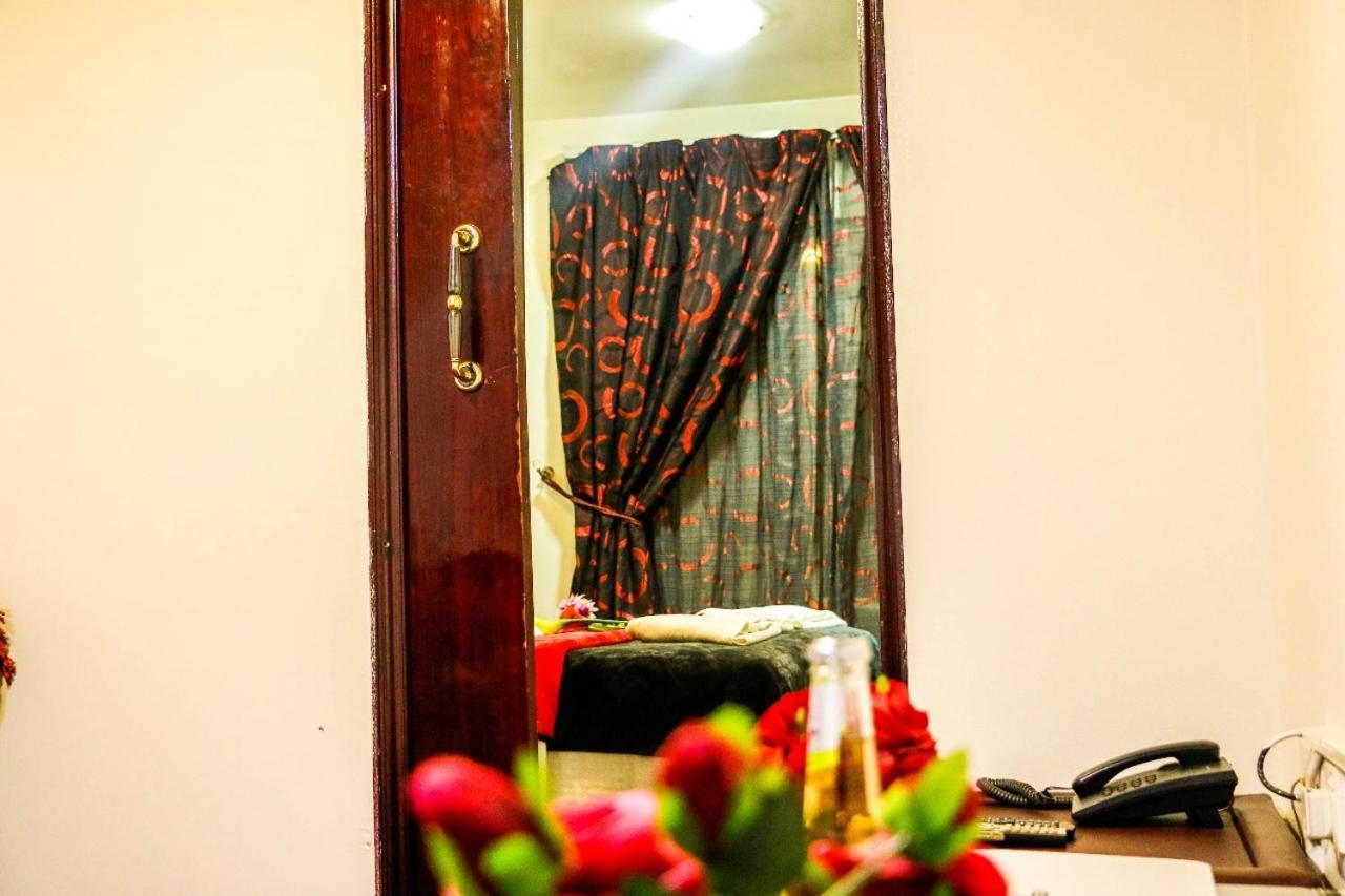 Karoon Hotel Dubaï Extérieur photo